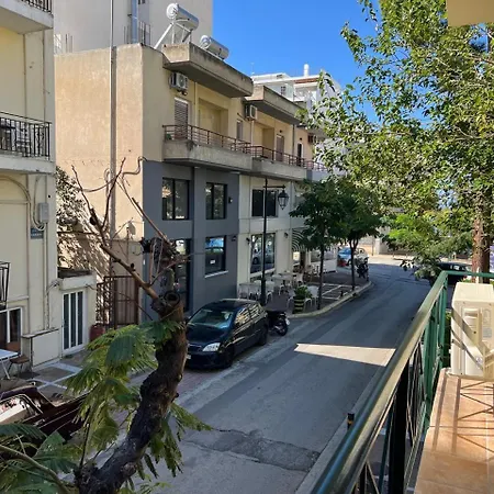 Loutraki's Seaside Serenity, 2 Bdrm * לוטראקי