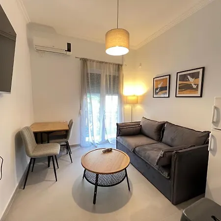 דירה Loutraki's Seaside Serenity, 2 Bdrm