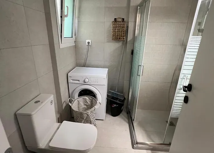 דירה Loutraki's Seaside Serenity, 2 Bdrm לוטראקי
