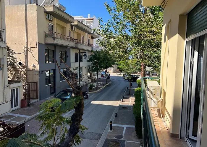 Loutraki's Seaside Serenity, 2 Bdrm * לוטראקי
